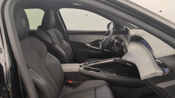 Peugeot 3008 Hybrid 145 e-DCS6 GT Noir Perla Nera