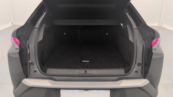 Peugeot 3008 Hybrid 145 e-DCS6 GT Noir Perla Nera