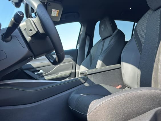 Peugeot 308 1.2 hybrid 145 gt e-dcs6 Gris
