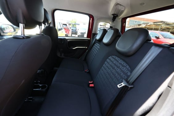Fiat Panda CROSS 5S Rouge