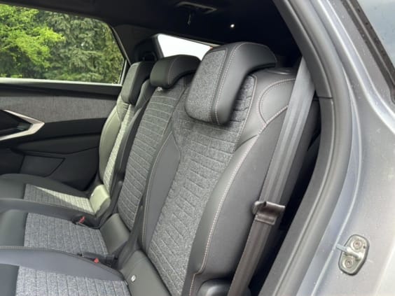 Peugeot 5008 Hybrid 145 allure e-dcs6 gris artense