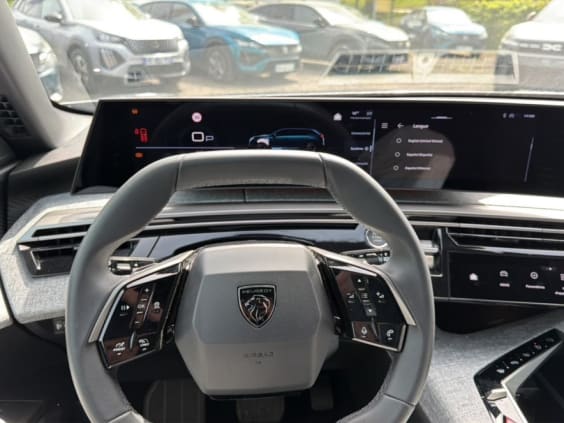 Peugeot 5008 Hybrid 145 allure e-dcs6 gris artense