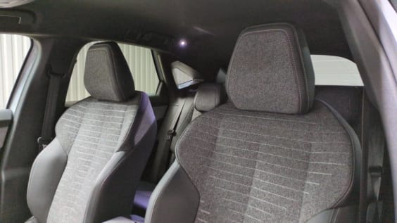 Peugeot 3008 Hybrid 145 e-DCS6 Allure Blanc Okenite
