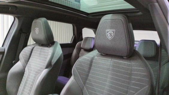Peugeot 5008 Hybrid 145 gt e-dcs6 Gris Artense / Toit Noir