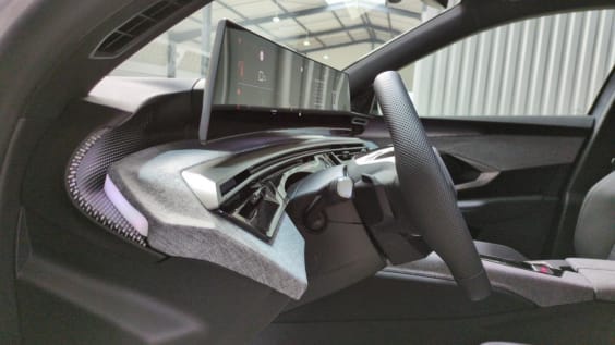 Peugeot 5008 Hybrid 145 e-DCS6 GT Gris Artense / Toit Noir