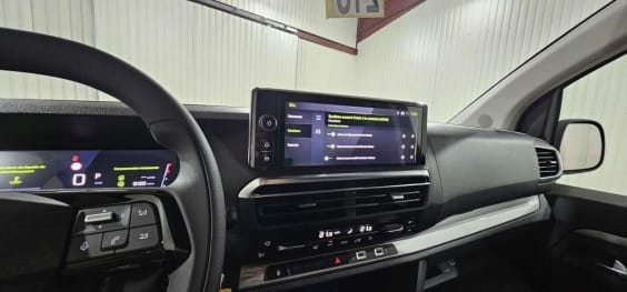 Peugeot Traveller Traveller M 2.2 Diesel 180ch S&S EAT8 Business Noir Perla