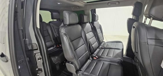 Peugeot Traveller Traveller M Diesel 180 ch Automatique Business Pack Gris Titane
