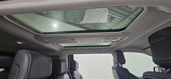 Peugeot Traveller Traveller M Diesel 180 ch Automatique Business Pack Gris Titane