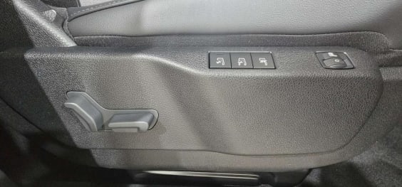 Peugeot Traveller Traveller M Diesel 180 ch Automatique Business Pack Gris Titane
