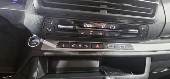 Peugeot Traveller Traveller M Diesel 180 ch Automatique Business Pack Gris Titane