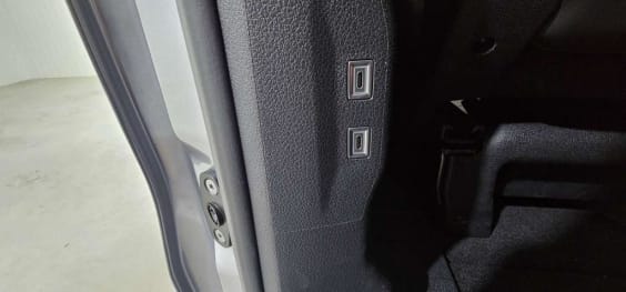 Peugeot Traveller Traveller M Diesel 180 ch Automatique Business Pack gris artense
