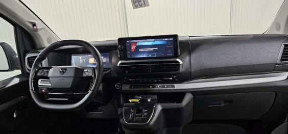 Peugeot Traveller Traveller M Diesel 180 ch Automatique Business Gris Titane