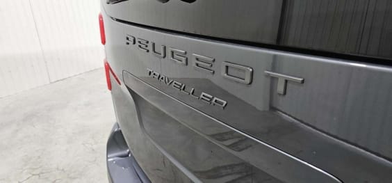 Peugeot Traveller Traveller M Diesel 180 ch Automatique Business Gris Titane