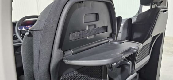 Peugeot Traveller Traveller M Diesel 180 ch Automatique Business Gris Titane
