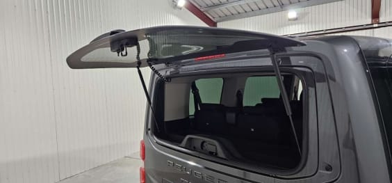 Peugeot Traveller Traveller M Diesel 180 ch Automatique Business Gris Titane