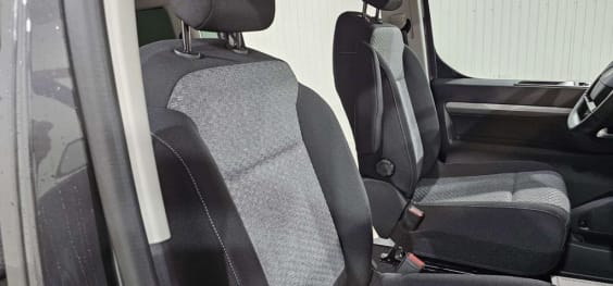 Peugeot Traveller Traveller M Diesel 180 ch Automatique Business Gris Titane