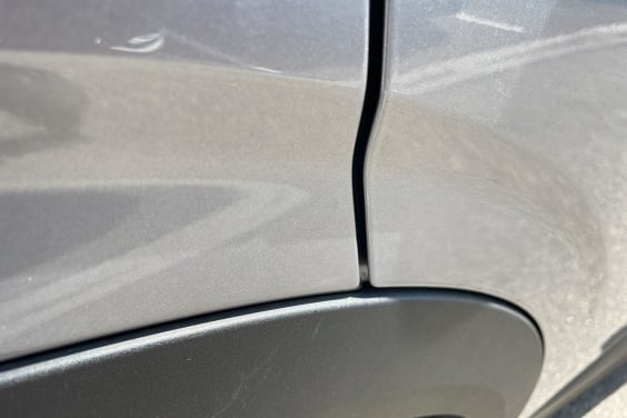 Peugeot 5008 HYBRID 145CH E-DCS6 GT Gris Artense - Toit Noir
