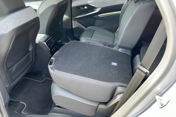Peugeot 5008 HYBRID 145CH E-DCS6 GT Gris Artense - Toit Noir