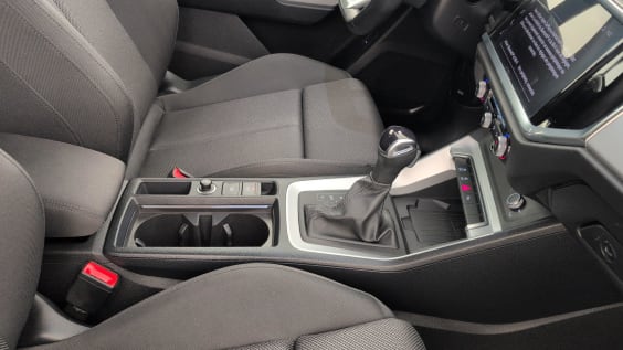Audi Q3 35 TDI 150 ch S tronic 7 Design Gris Nano