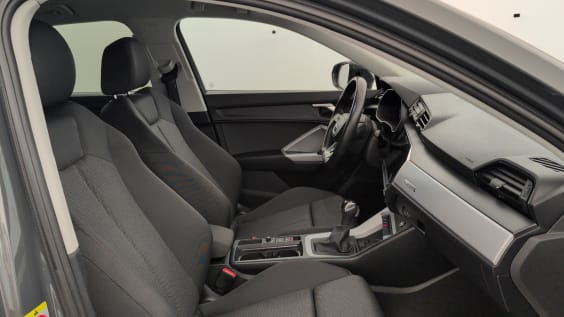 Audi Q3 35 TDI 150 ch S tronic 7 Design Gris Nano