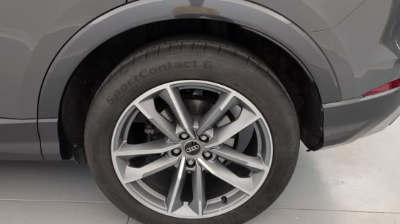 Audi Q3 35 TDI 150 ch S tronic 7 Design Gris Nano