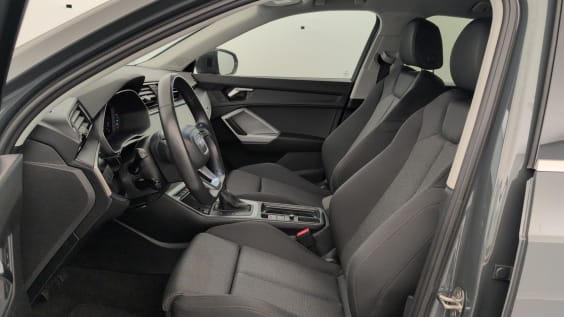 Audi Q3 35 TDI 150 ch S tronic 7 Design Gris Nano