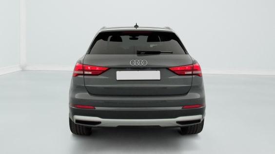 Audi Q3 35 TDI 150 ch S tronic 7 Design Gris Nano