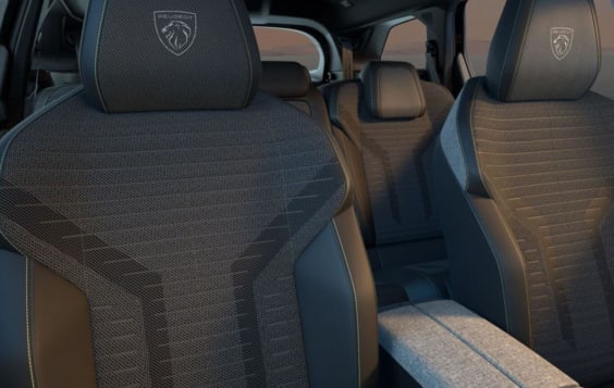 Peugeot 5008 73 KWH GT Blanc
