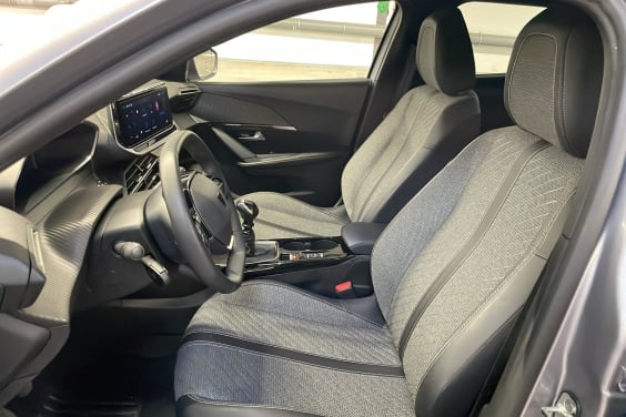 Peugeot 2008 100 S&S BVM6 Allure gris artense