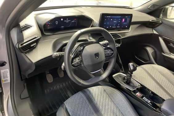 Peugeot 2008 100 S&S BVM6 Allure gris artense