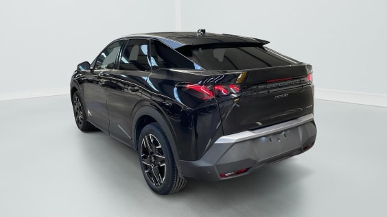 Peugeot 3008 Hybrid 145 e-DCS6 GT Noir Perla Nera