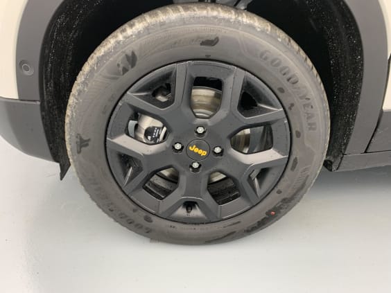 Jeep Avenger 1.2 Turbo T3 145 ch BVR6 4xe The North Face Snow / Toit Volcano