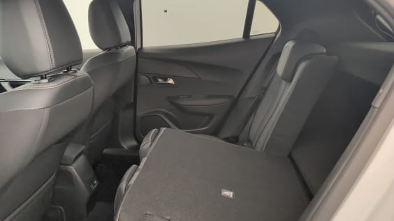 Peugeot 2008 100 S&S BVM6 Allure Blanc Okenite