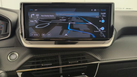 Peugeot 2008 100 S&S BVM6 Allure Blanc Okenite