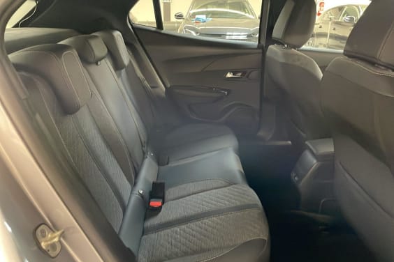 Peugeot 2008 100 S&S BVM6 Allure gris artense