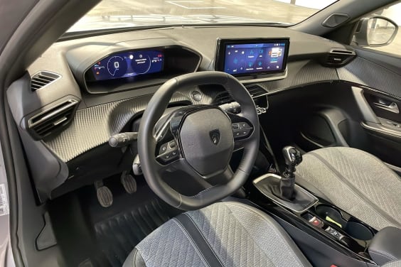 Peugeot 2008 100 S&S BVM6 Allure gris artense