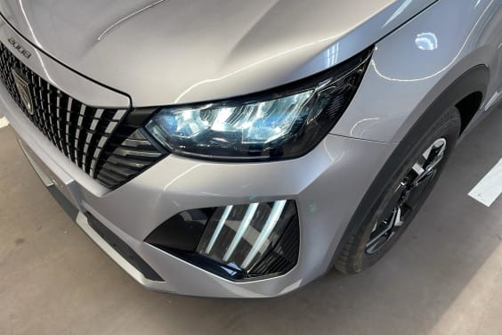 Peugeot 2008 100 S&S BVM6 Allure gris artense