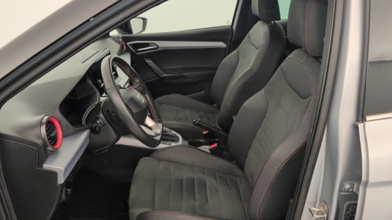 Seat Arona 1.0 TSI 115 ch Start/Stop DSG7 FR Gris Urbain / Toit Noir Minuit