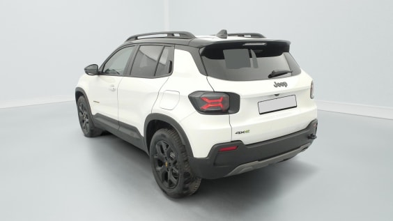 Jeep Avenger 1.2 Turbo T3 145 ch BVR6 4xe The North Face Snow / Toit Volcano