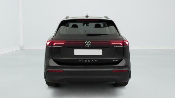 Volkswagen Tiguan 1.5 ETSI 150CH DSG7 LIFE PLUS Noir Ebéne