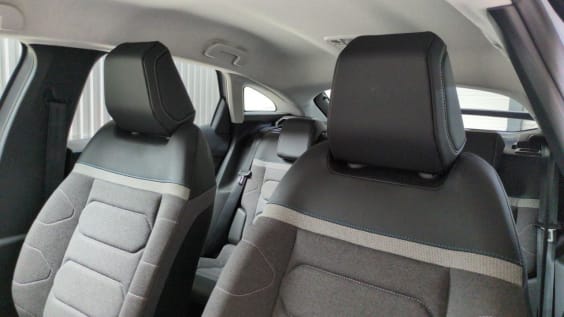 Citroën C4 PureTech 130 EAT8 Plus Gris Artense