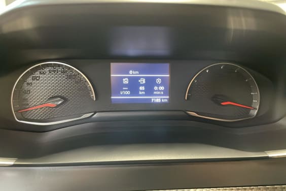Peugeot 2008 100 S&S BVM6 Style Noir Perla Nera