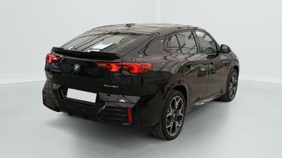 BMW X2 U10 X2 sDrive 18d 150ch DKG7 M Sport Saphirschwarz