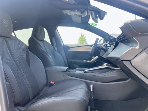 Peugeot 308 1.2 hybrid 145 gt e-dcs6 Gris