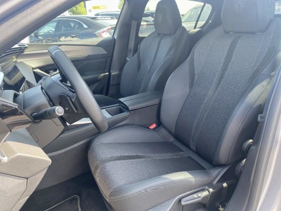 Peugeot 308 1.2 hybrid 145 gt e-dcs6 Gris
