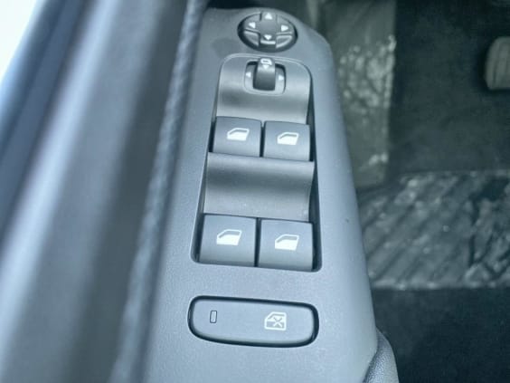 Citroën C5 Aircross 1.2 hybride 145 max boite automatique Bleu