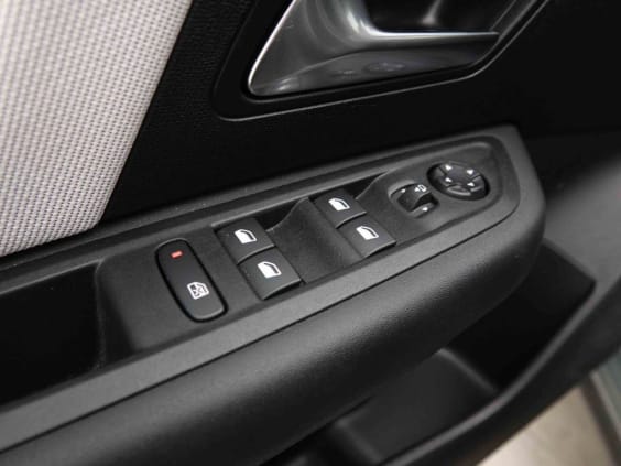 Citroën C4 E-C4 54 KWH 156 MAX Gris