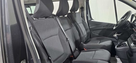 Nissan PRIMASTAR COMBI Primastar Combi L2H1 3.0t 2.0 dCi 150 S/S BVM N-Connecta Gris Comète