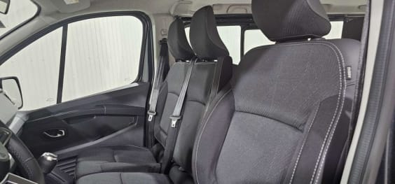 Nissan PRIMASTAR COMBI Primastar Combi L2H1 3.0t 2.0 dCi 150 S/S BVM N-Connecta Gris Comète