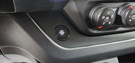 Nissan PRIMASTAR COMBI Primastar Combi L2H1 3.0t 2.0 dCi 150 S/S BVM N-Connecta Gris Comète
